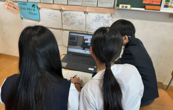 リプロネクスト、2024年12月に小学６年生対象のメタバース英会話授業を実施
