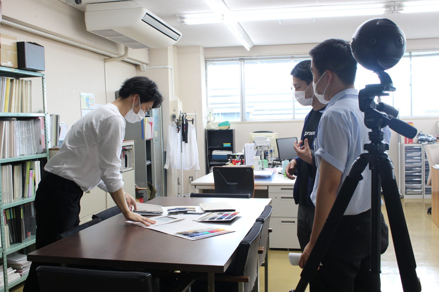 五泉高校生とニット工場で撮影6