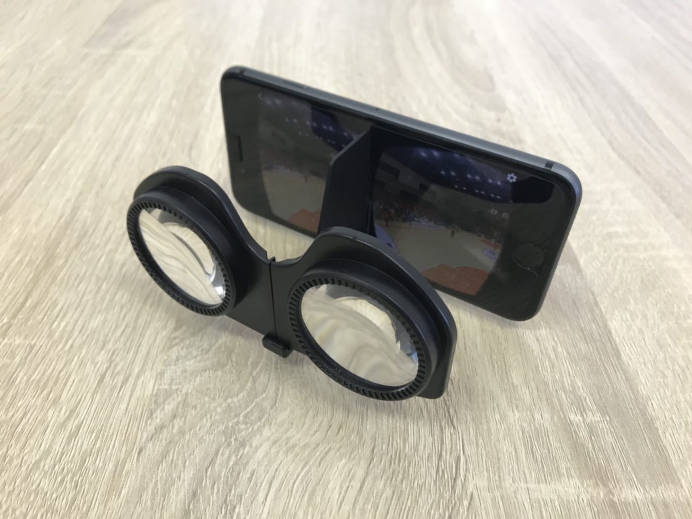 折り畳み式3Dメガネ